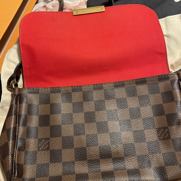 LV Favorite extremely hard to find - Picture 3 of 6